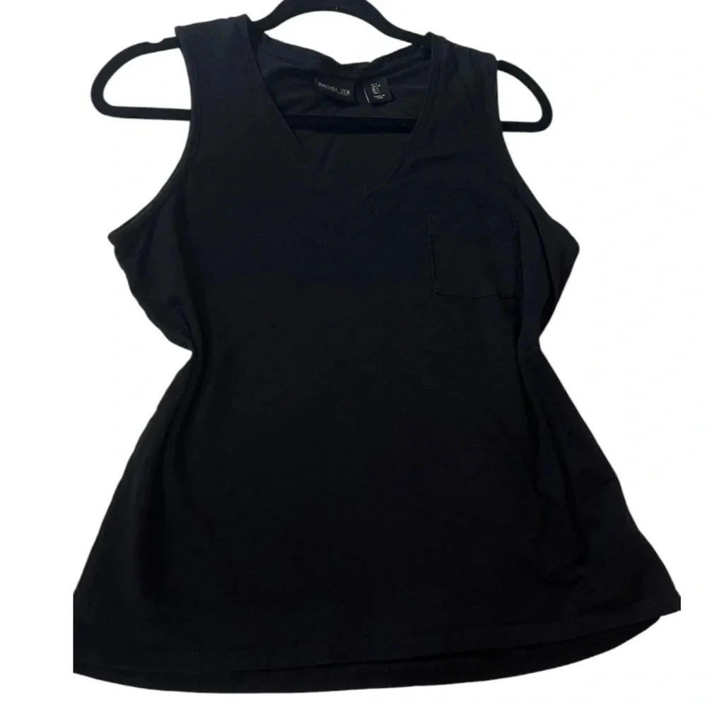 Large tank top​